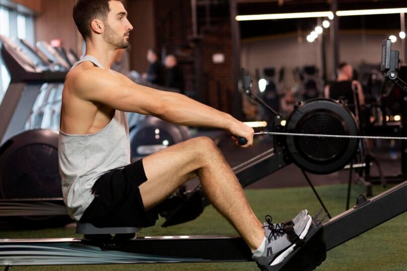 full-shot-man-training-gym full-shot-man-training-gym